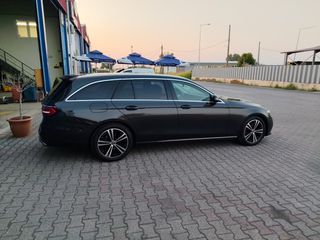 Mercedes-Benz E 220 2021 AVANTGARDE 9G-thumb-4