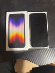 Apple iPhone SE 2022-thumb-2