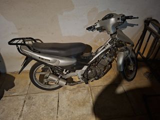Suzuki FX 125 2002 SUZUKI FX 125