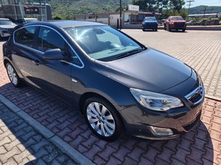 Opel Astra 2012-thumb-6