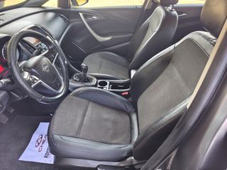 Opel Astra 2012-thumb-14