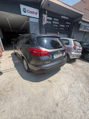 Ford Focus 2018-thumb-3