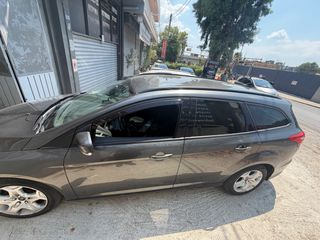 Ford Focus 2018-thumb-4