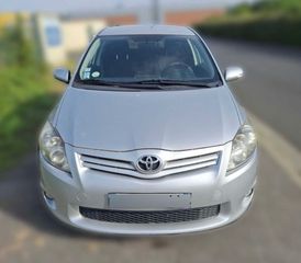 Toyota Auris 2011 1.4 D4D-Clima-6 TAXYTO-thumb-1