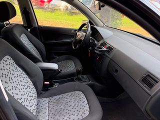 Skoda Fabia 2006 EYKAIRIA-thumb-11