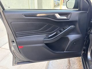 Ford Focus 2019 1.5 EcoBoost ST-Line-thumb-39