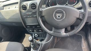 Dacia Duster 2017 4X4 DIESEL-thumb-3