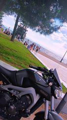 Yamaha MT-09 2014-thumb-4
