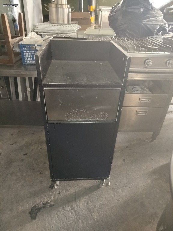 Τροχήλατο πάσο σερβιτόρου/waiter station