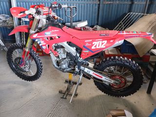 Honda CRF 300 2023-thumb-3
