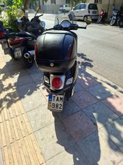 Vespa Granturismo 200 L 2007-thumb-11