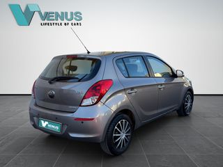 Hyundai i 20 2013 CRDI DIESEL-thumb-3