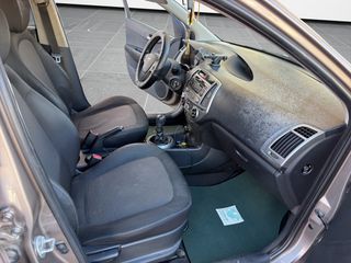 Hyundai i 20 2013 CRDI DIESEL-thumb-18
