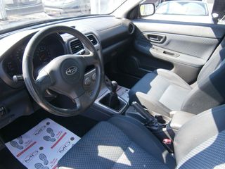 Subaru Impreza 2007 1.5  16V  4X4-thumb-9