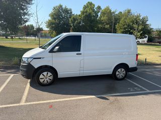 Volkswagen T6 2023 Μοναδικό σε αυτή την κατασταση κ με αυτά τα χλμ.