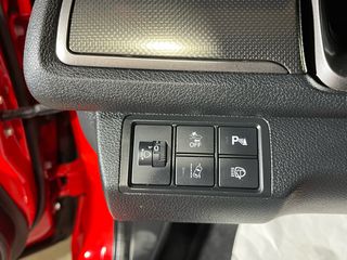 Honda Civic 2017-thumb-29