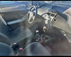Toyota Yaris 2011 1300cc   2011  euro 5  167.000  ΑΤΡΑΚΑΡΗΣΤΟ-thumb-4