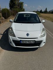 Renault Clio 2010-thumb-4