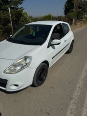 Renault Clio 2010-thumb-5