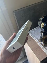iPhone 17-thumb-1