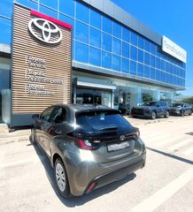 Toyota Yaris 2025 1.5 HYBRID LIVE 116HP-thumb-46