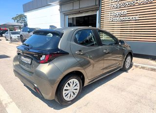 Toyota Yaris 2025 1.5 HYBRID LIVE 116HP-thumb-56