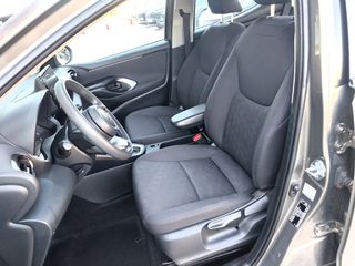 Toyota Yaris 2025 1.5 HYBRID LIVE 116HP-thumb-20