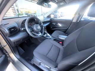 Toyota Yaris 2025 1.5 HYBRID LIVE 116HP-thumb-24