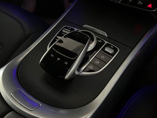 Mercedes-Benz G 350 2021 d-thumb-30