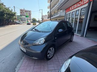 Toyota Aygo 2007-thumb-1