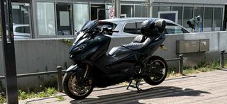 Yamaha T-MAX 560 2023-thumb-1