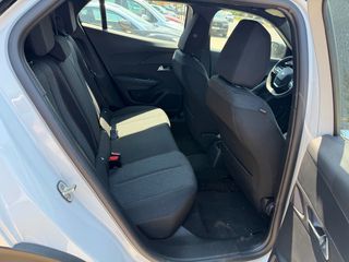 Peugeot 2008 2025 1.2 Puretech 100hp STYLE 0 ΧΙΛΙΟΜΕΤΡΑ-thumb-12