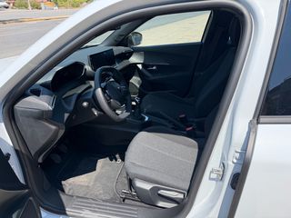 Peugeot 2008 2025 1.2 Puretech 100hp STYLE 0 ΧΙΛΙΟΜΕΤΡΑ-thumb-5