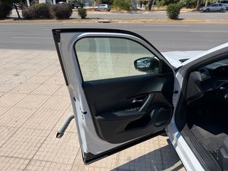 Peugeot 2008 2025 1.2 Puretech 100hp STYLE 0 ΧΙΛΙΟΜΕΤΡΑ-thumb-4