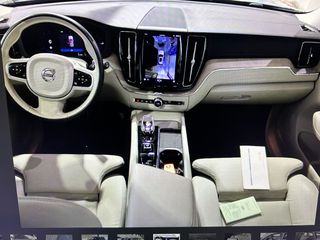 Volvo XC 60 2022 T6 PHEV 2.0 350hpFacelift/4WD-thumb-14