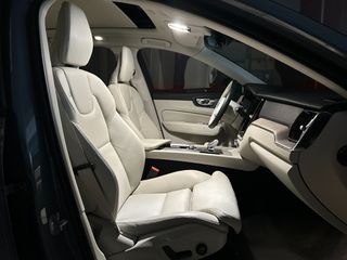 Volvo XC 60 2022 T6 PHEV 2.0 350hpFacelift/4WD-thumb-16