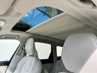 Volvo XC 60 2022 T6 PHEV 2.0 350hpFacelift/4WD-thumb-10