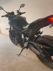 Yamaha MT-09 2023-thumb-7
