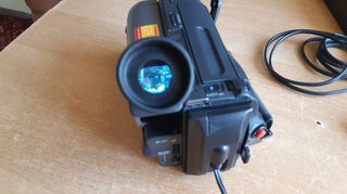 Βιντεοκαμερες-thumb-1