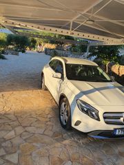 Mercedes-Benz GLA 200 2014 Urban 156