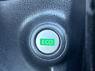 Nissan Note 2016-thumb-29