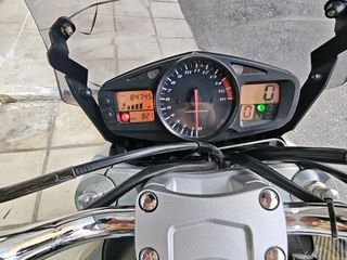 Suzuki GSR 600 2006-thumb-6