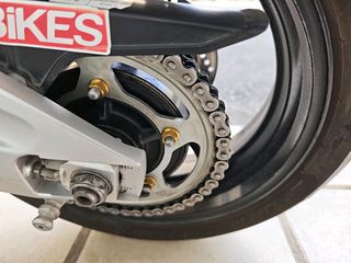 Suzuki GSR 600 2006-thumb-9
