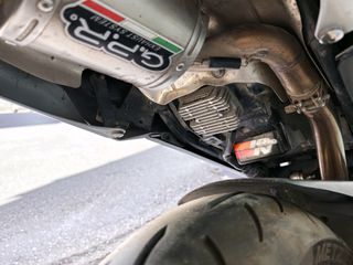 Suzuki GSR 600 2006-thumb-18