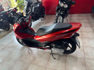 Honda PCX 150 2015-thumb-1