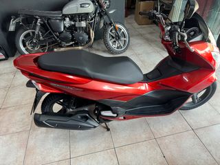 Honda PCX 150 2015-thumb-4