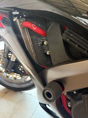 Suzuki GSXR 600 2009-thumb-4