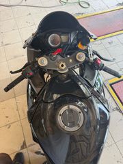 Suzuki GSXR 600 2009-thumb-6