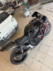 Suzuki GSXR 600 2009-thumb-11
