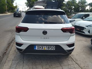 Volkswagen T-Roc 2021-thumb-7